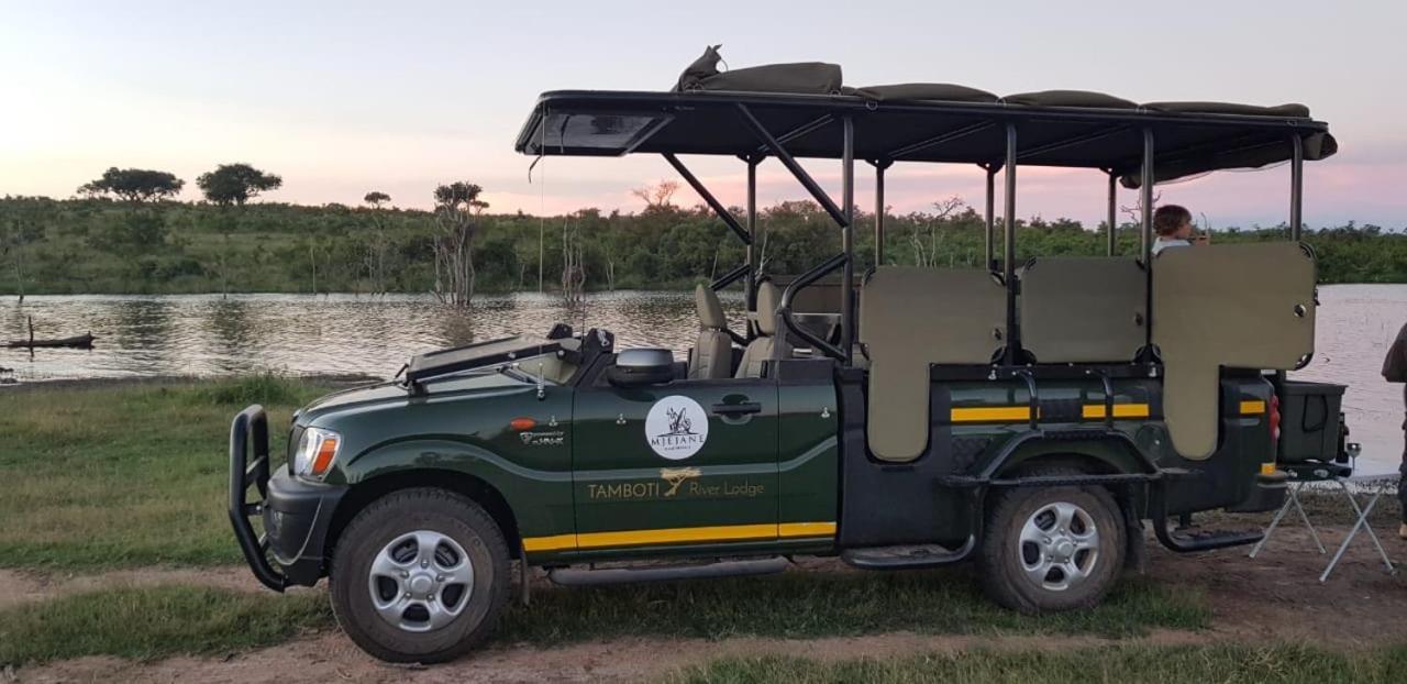 Tamboti River Lodge Hectorspruit Екстериор снимка
